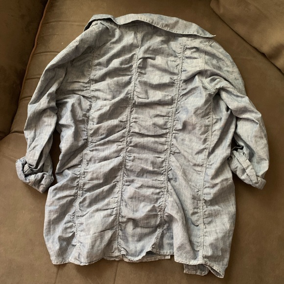 Button Down Top - Picture 2 of 4